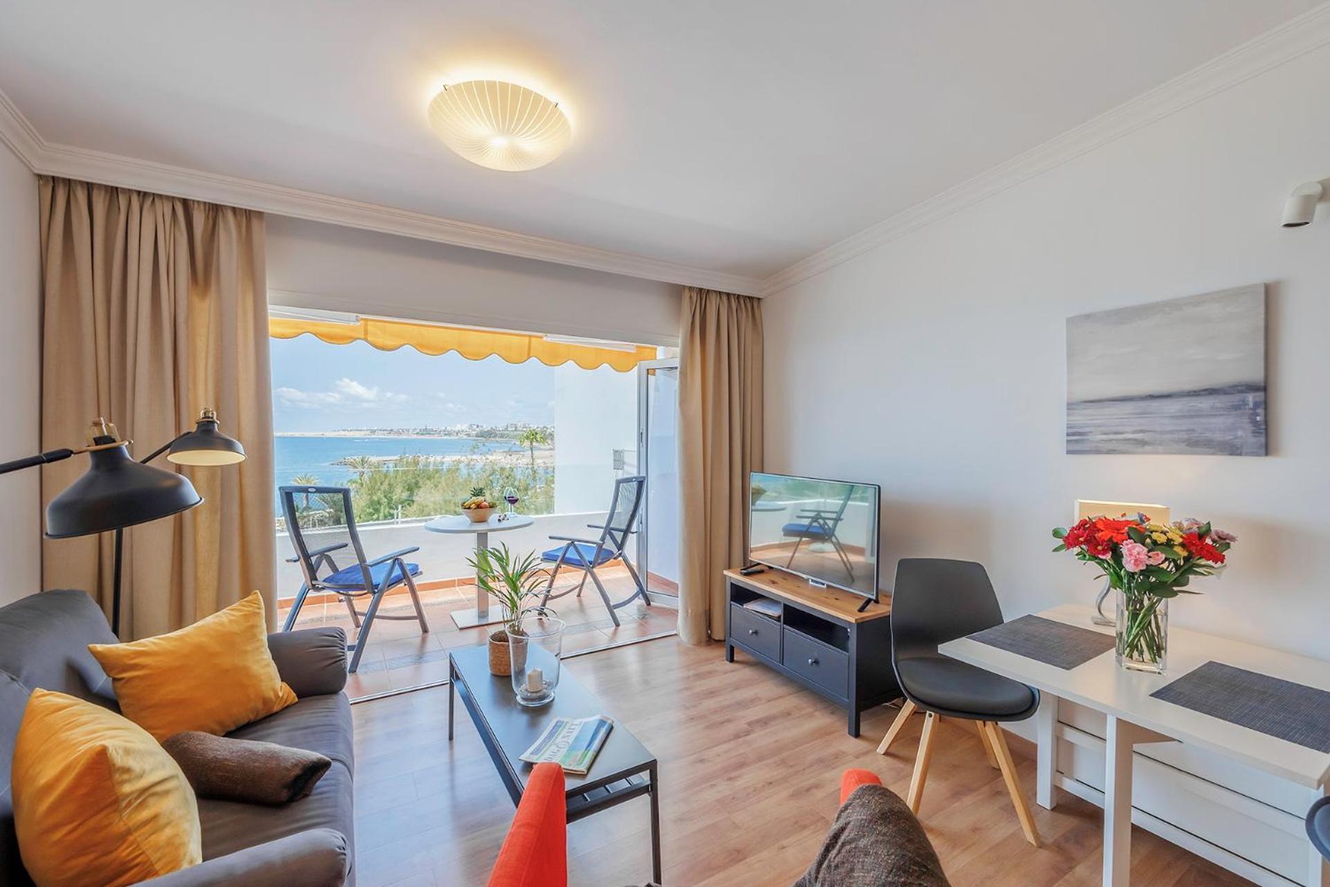 Sunsuites Carolina San Agustin  Ruang foto